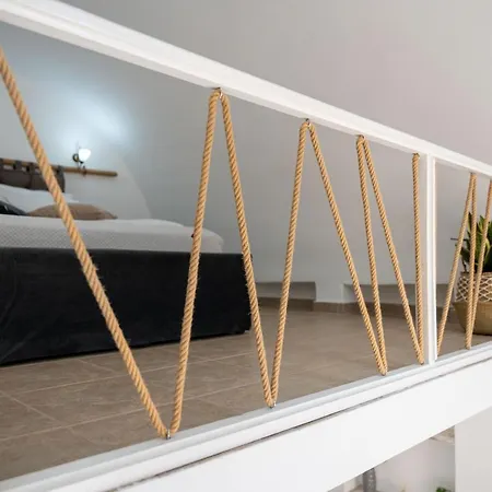 Dome Apartment Kamari (Santorini)