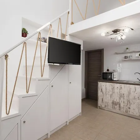Dome Apartment *